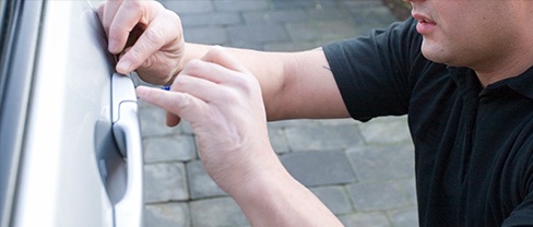 Automotive Locksmith services nearby your location call us now 