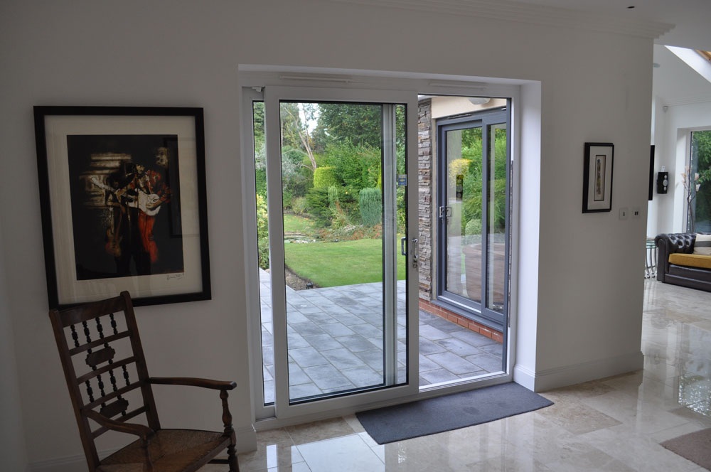 Glass door Repair services and floor and top hinges replacemnt and door closer