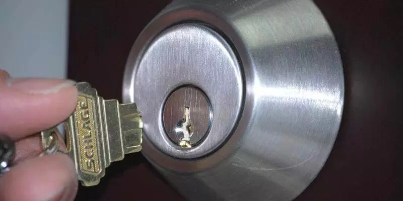 broken key extraction services 24 7